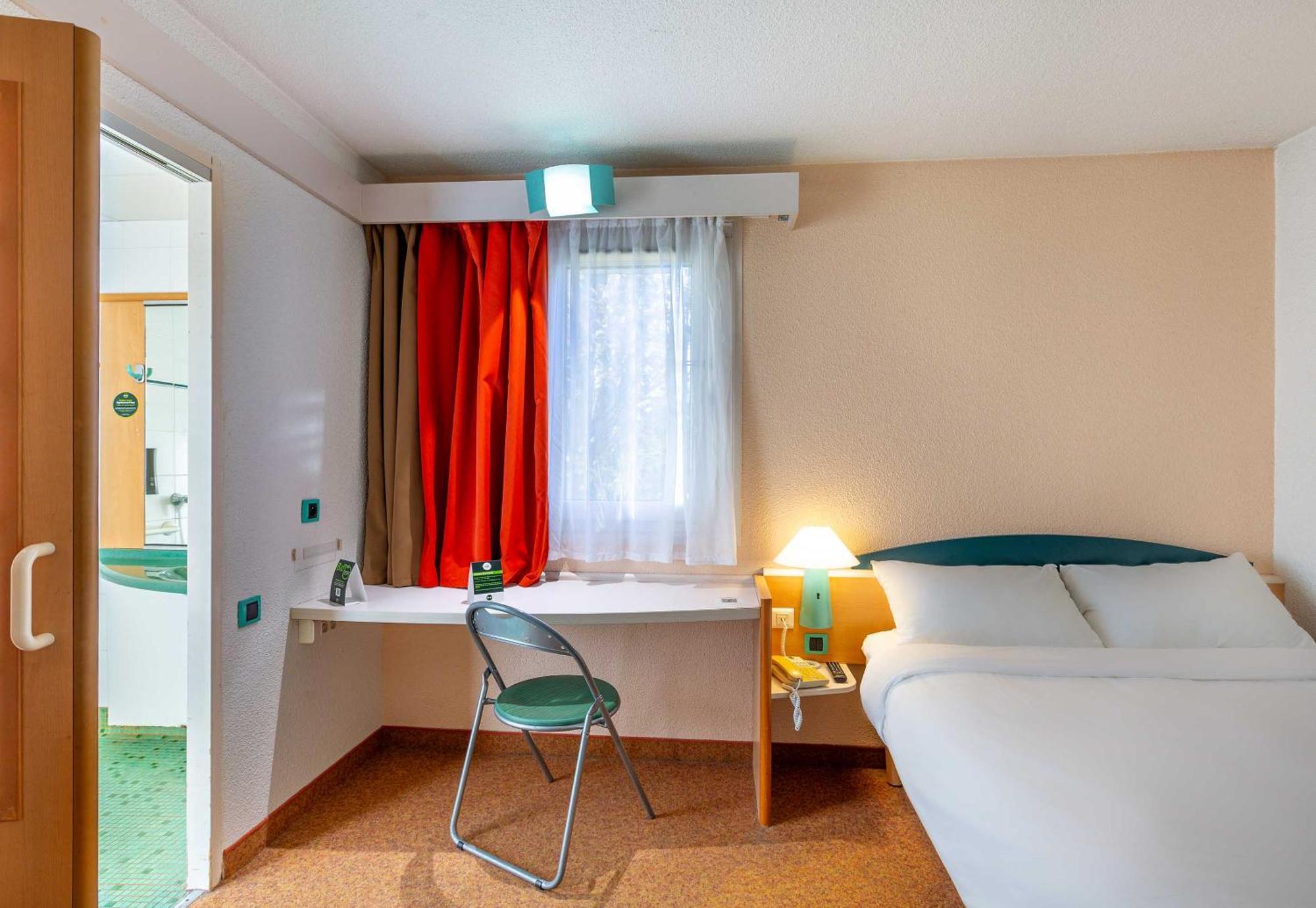 B&B Hotel Blois Nord Vallee Maillard Екстериор снимка