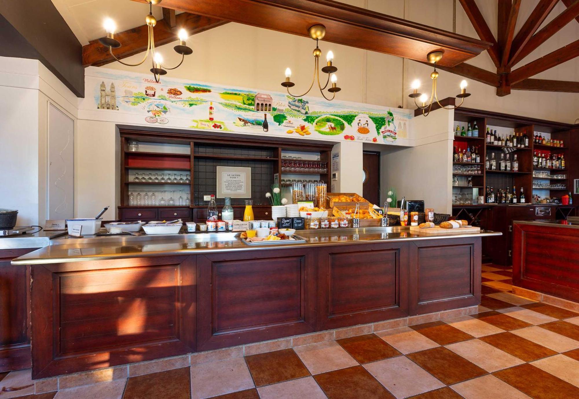 B&B Hotel Blois Nord Vallee Maillard Екстериор снимка
