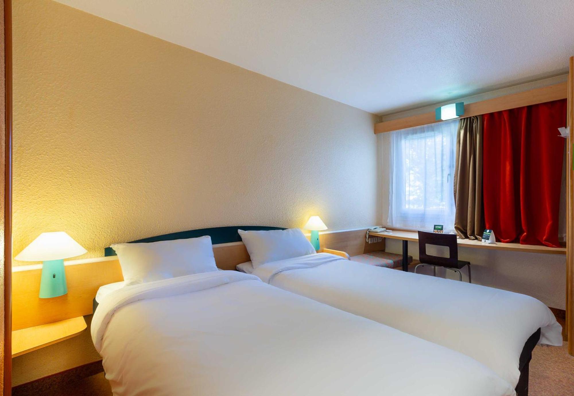 B&B Hotel Blois Nord Vallee Maillard Екстериор снимка